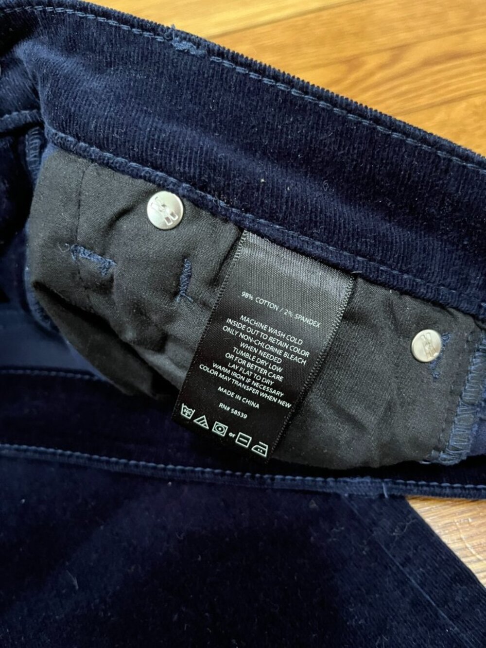 Kut from the Kloth Karen Baby Bootcut Corduroy Pants Blue Women's Size 0 - Picture 3 of 4